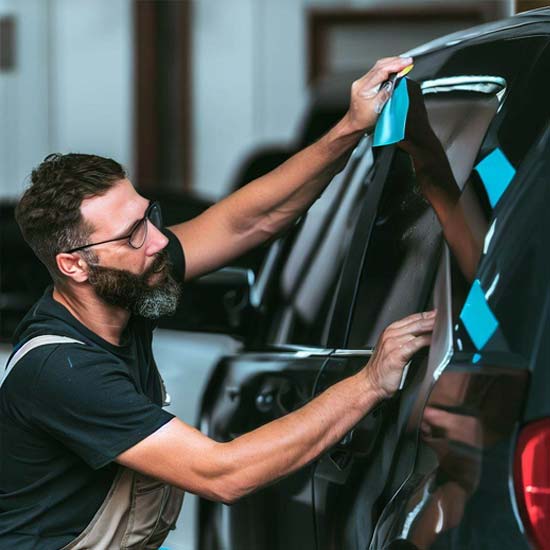 Melhore a segurança e o conforto do seu veículo com Película Insulfilm Automotivo